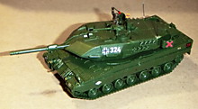 Танк Леопард 05151 - Main battle tank „Leopard 2 A5" ФРГ ROСO1:87 с танкистом в люке